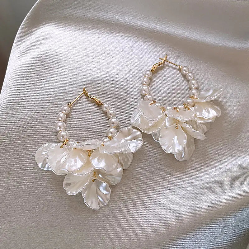 White Shell Flower Earrings